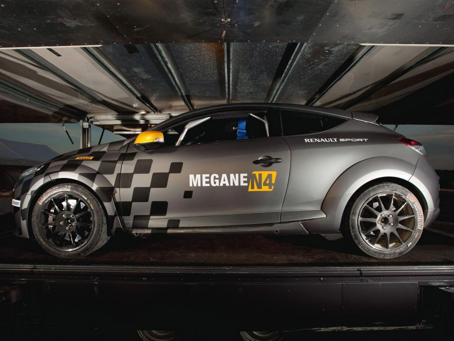  Renault Megane RS RS N4 2010 года  (фото 3 из 6)
